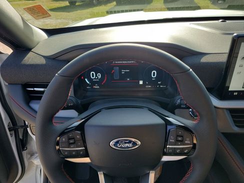 New 2026 Ford Explorer ST-Line image 13
