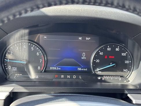 Used 2023 Ford Explorer XLT AWD/4WD image 25