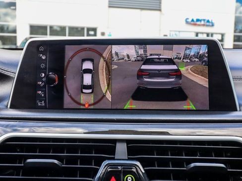 Used 2017 BMW 750i xDrive image 12