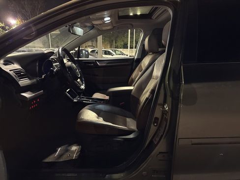 Used 2018 Subaru Outback 2.5i Touring image 15