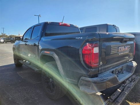 Used 2024 GMC Canyon Elevation image 2