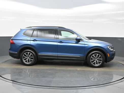 Used 2020 Volkswagen Tiguan SE image 7