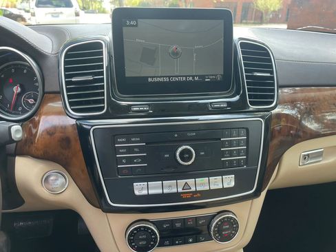 Used 2017 Mercedes-Benz GLS 450 4MATIC image 18