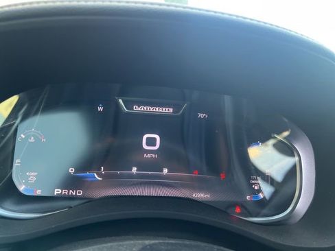 Used 2024 RAM 2500 Laramie w/ Night Edition image 31