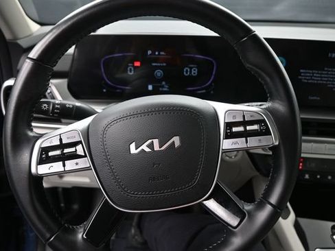 Used 2023 Kia Telluride S w/ S Sunroof Package AWD/4WD image 11