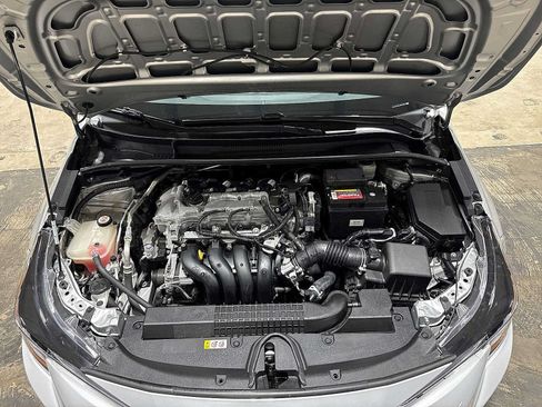 Used 2022 Toyota Corolla LE FWD image 12