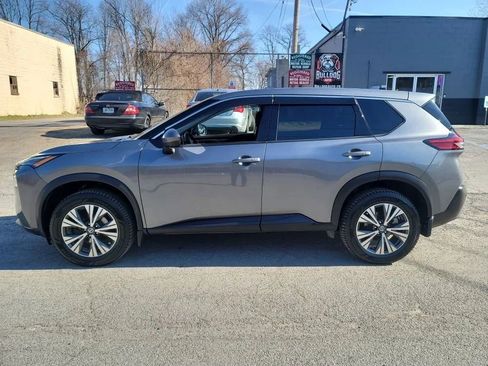Used 2021 Nissan Rogue SV AWD/4WD image 8