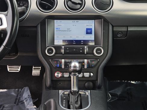 Used 2023 Ford Mustang Premium image 21