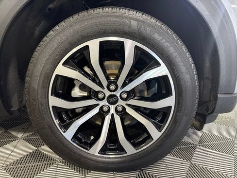 Certified 2023 Ford Explorer ST-Line w/ Class IV Trailer Tow Package AWD/4WD image 13