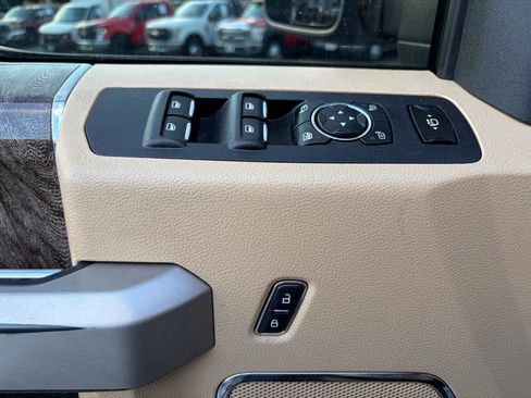 Used 2017 Ford F250 Lariat w/ Tow Technology Bundle image 24