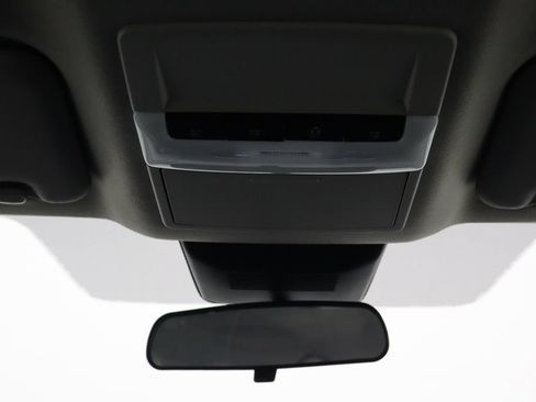 Used 2024 Nissan Sentra SV FWD image 23
