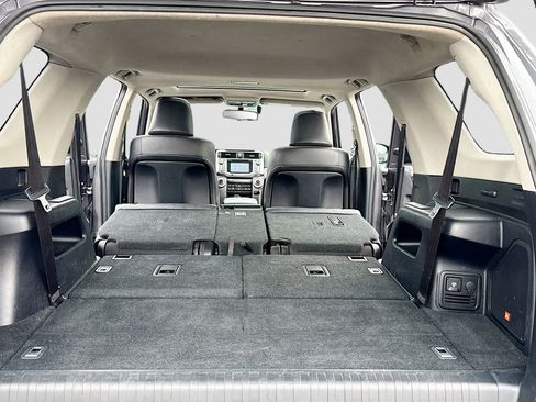 Used 2017 Toyota 4Runner Limited image 6