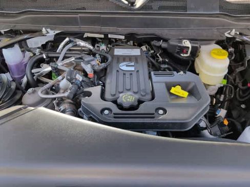 New 2026 RAM 2500 Big Horn AWD/4WD image 16