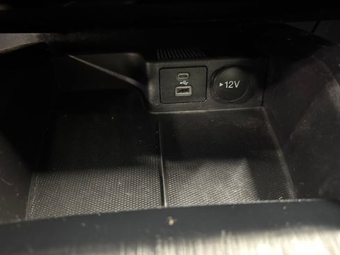 Certified 2022 Ford Escape SEL w/ SEL Stealth AWD Package image 24