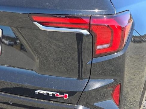 New 2026 GMC Terrain AT4 w/ Technology Package II image 32