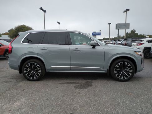 New 2026 Volvo XC90 B6 Plus w/ Protection Package Premier image 3