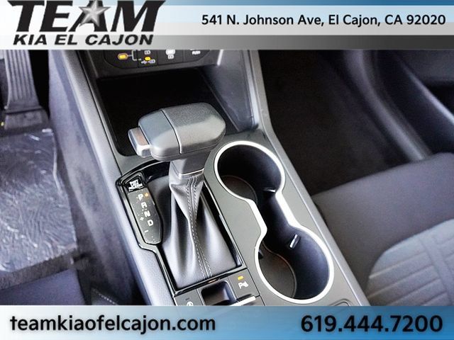 New 2026 Kia K5 LXS FWD image 32