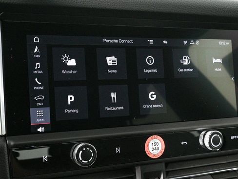 Certified 2026 Porsche Macan image 15