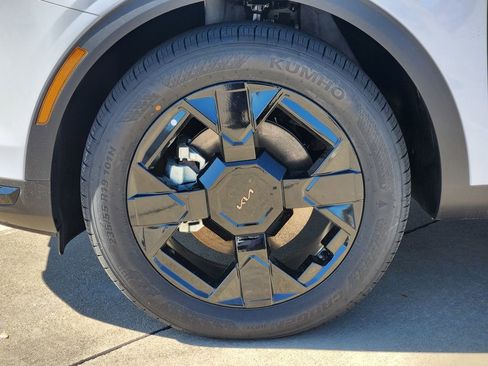 New 2026 Kia Sportage X-Line w/ X-Line Premium Package image 7