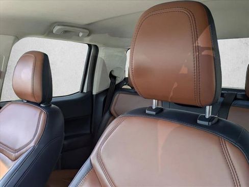 Used 2022 Ford Maverick Lariat image 15