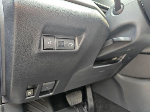 Used 2026 Toyota RAV4 XSE AWD/4WD image 21