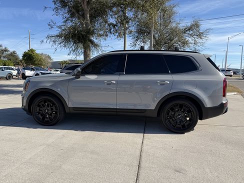 Certified 2022 Kia Telluride EX w/ EX Premium Package image 7