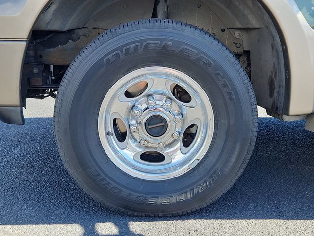 Used 2005 Ford Excursion Eddie Bauer AWD/4WD image 22