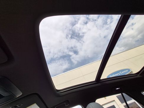 Used 2024 Honda Prologue Touring image 19