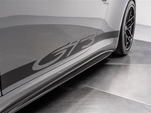 Used 2022 Porsche 911 GT3 image 39