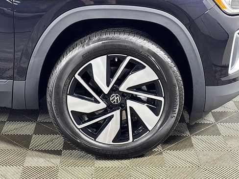 New 2025 Volkswagen Atlas SE image 22