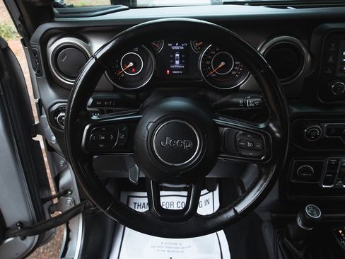 Used 2020 Jeep Gladiator Sport w/ Quick Order Package 24S AWD/4WD image 24