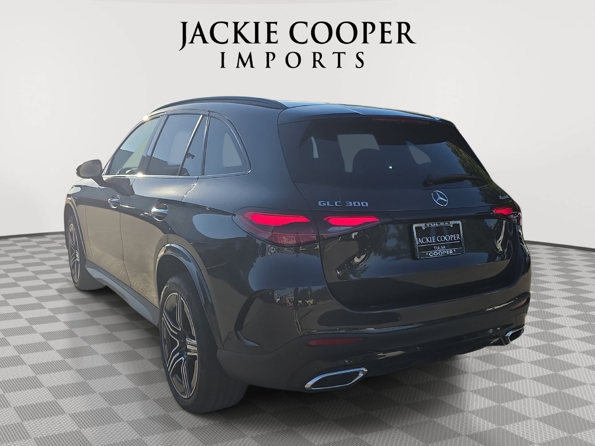 Used 2026 Mercedes-Benz GLC 300 4MATIC image 7