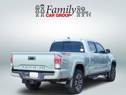 Used 2023 Toyota Tacoma TRD Sport w/ Advanced Technology Package AWD/4WD image 4