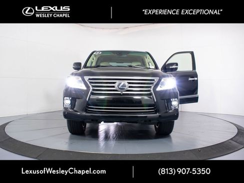 Used 2014 Lexus LX 570 4WD image 49