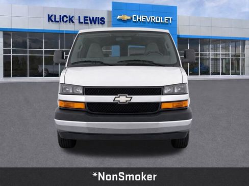 Used 2013 Chevrolet Express 3500 LT w/ LT Preferred Equipment Group RWD image 2