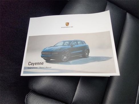 Used 2024 Porsche Cayenne S image 30