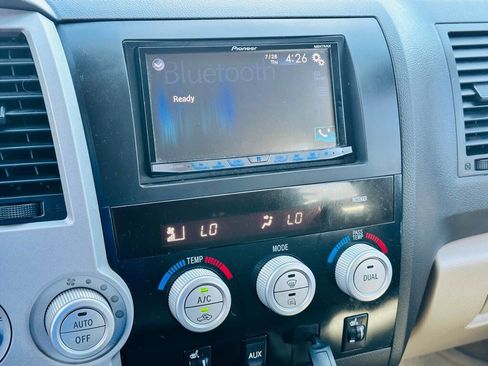 Used 2008 Toyota Tundra Limited AWD/4WD image 12