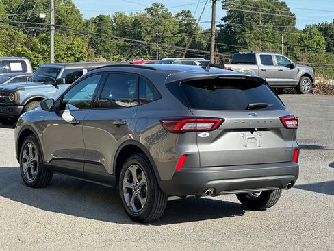 Used 2025 Ford Escape ST-Line AWD/4WD image 6
