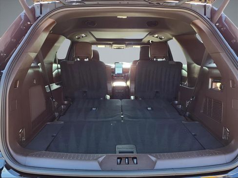 Used 2022 Ford Explorer King Ranch w/ Technology Package image 10