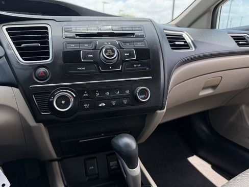 Used 2014 Honda Civic LX image 16