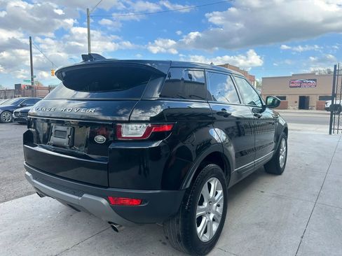 Used 2018 Land Rover Range Rover Evoque image 4