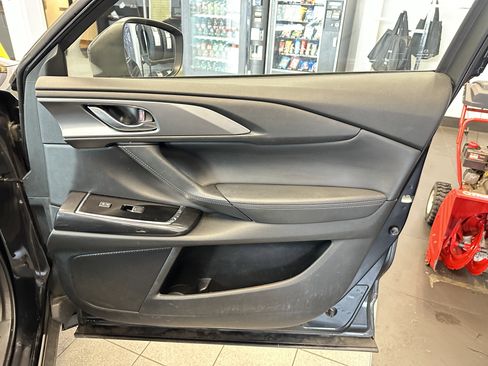 Used 2016 MAZDA CX-9 Touring image 34