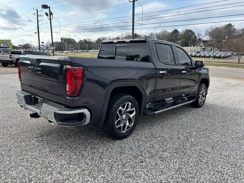 Used 2022 GMC Sierra 1500 SLT w/ SLT Premium Plus Package image 5