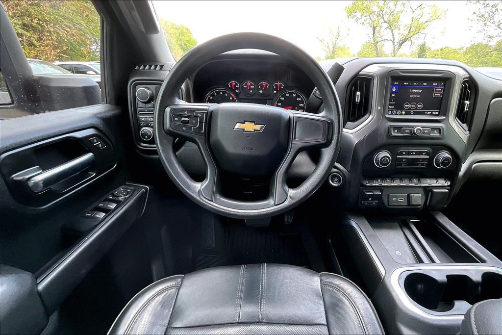 Used 2024 Chevrolet Silverado 2500 Custom w/ Custom Value Package AWD/4WD image 7