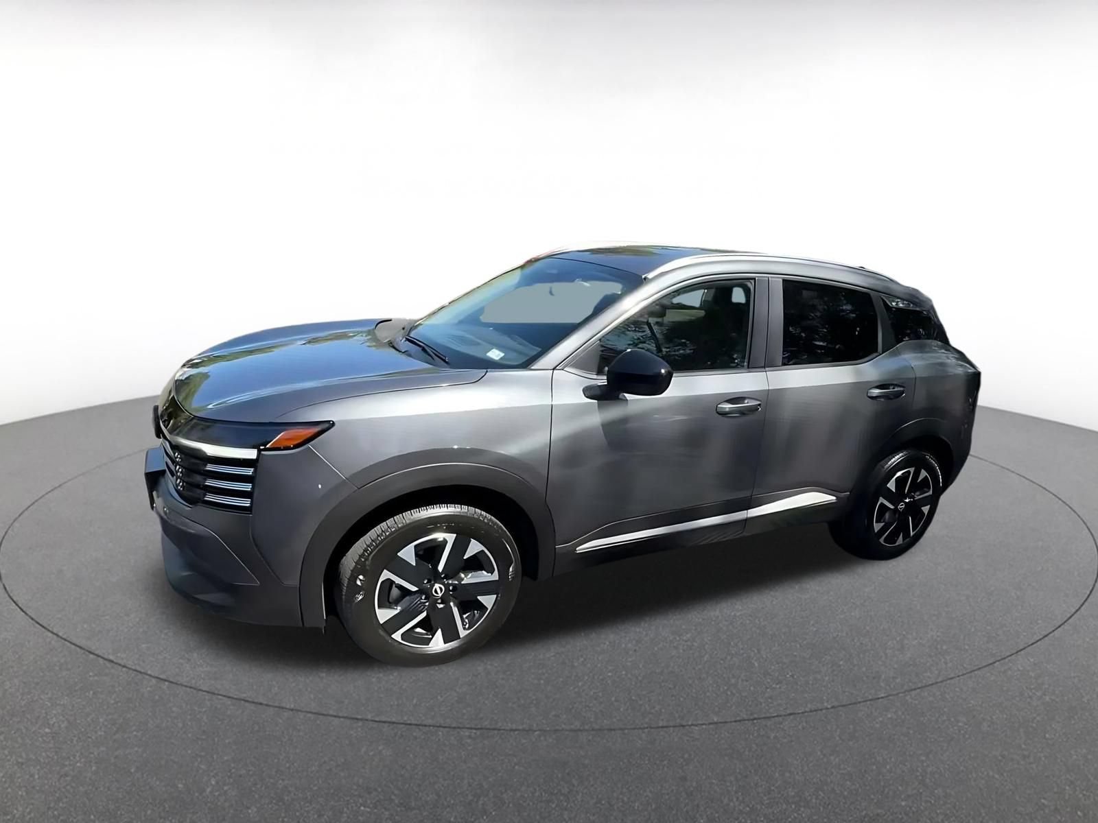 Used 2026 Nissan Kicks SV w/ Cold Weather Package AWD/4WD image 8