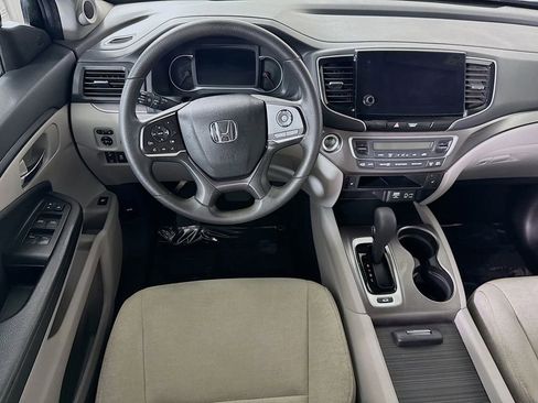 Used 2020 Honda Pilot EX image 3