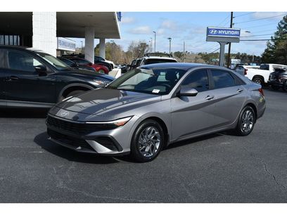 Used 2024 Hyundai Elantra SEL