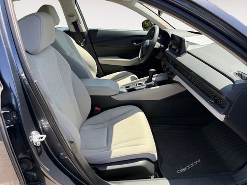 Used 2024 Honda Accord LX image 19