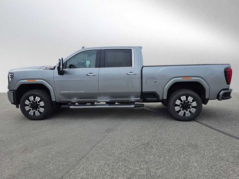 Used 2025 GMC Sierra 3500 Denali w/ Denali Reserve Package AWD/4WD image 6