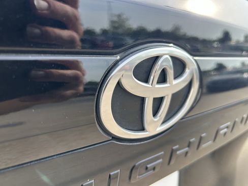 Certified 2026 Toyota Grand Highlander AWD image 7